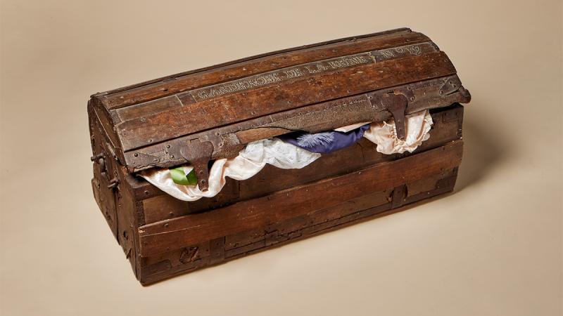 Královský šatní kufr s vazbami na Marii Antoinettu může být váš